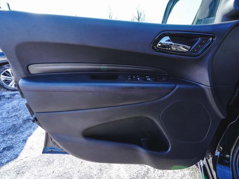 Used 2025 Dodge Durango GT image 9