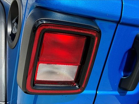 New 2025 Jeep Wrangler Sport S image 18