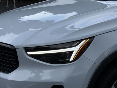 Certified 2026 Volvo XC40 B5 Plus w/ Protection Package Premier AWD/4WD image 6