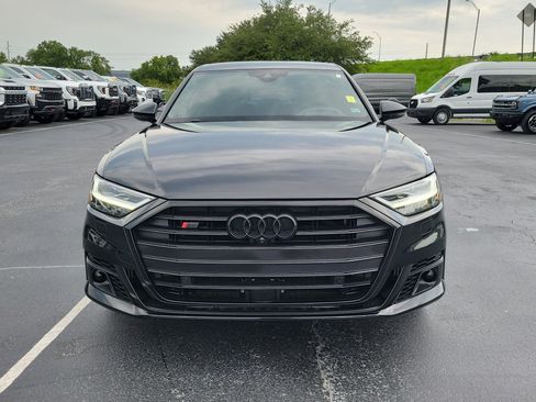Used 2021 Audi S8 L w/ S8 Executive Package AWD/4WD image 2