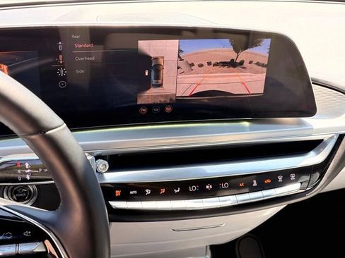 Used 2024 Cadillac Lyriq Sport RWD image 22