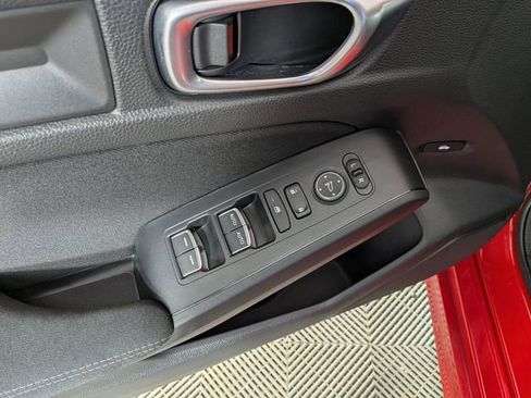 Used 2023 Honda Civic Sport image 12
