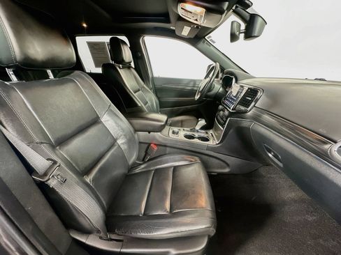 Used 2021 Jeep Grand Cherokee Limited AWD/4WD image 29