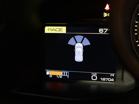 Used 2018 Ferrari 488 GTB RWD image 44