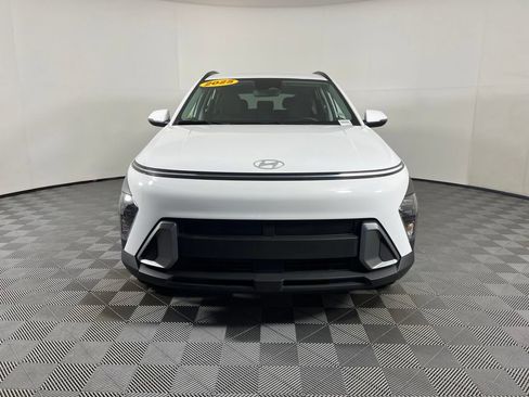 Used 2025 Hyundai Kona SEL AWD/4WD image 7