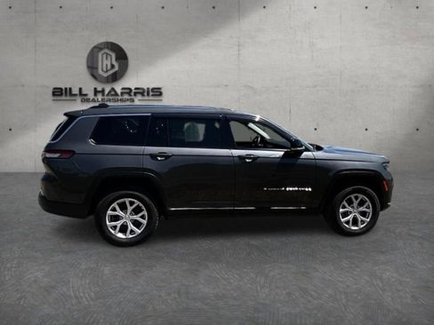 Used 2022 Jeep Grand Cherokee L Limited AWD/4WD image 7