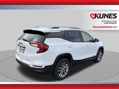 Used 2024 GMC Terrain SLT