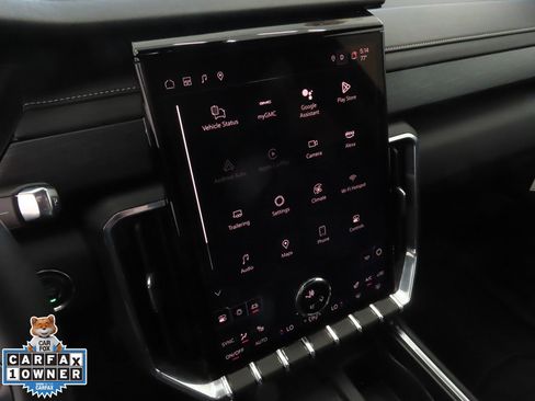 Used 2025 GMC Acadia Elevation image 19