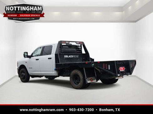 Used 2024 RAM 3500 SLT w/ Quick Order Package 2YG SLT AWD/4WD image 6