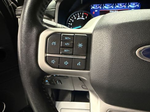 Used 2023 Ford Expedition Max XLT image 15