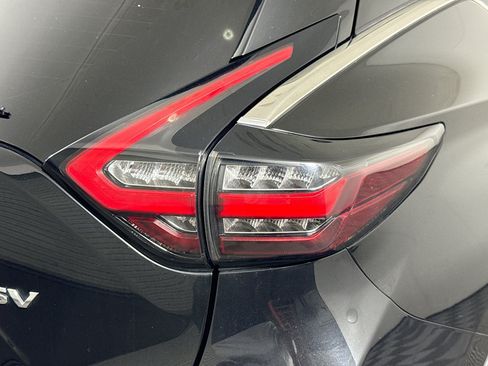 Used 2021 Nissan Murano SV FWD image 34