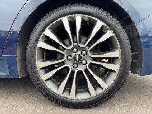 Used 2018 Lincoln Continental Reserve w/ Technology Package AWD/4WD image 13