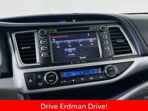 Certified 2018 Toyota Highlander Plus AWD/4WD image 20