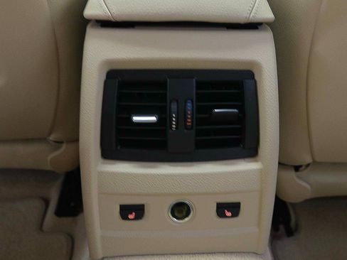 Used 2013 BMW 328i Sedan RWD image 11