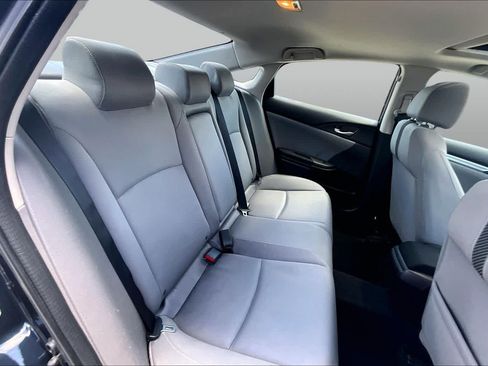 Used 2018 Honda Civic EX image 19