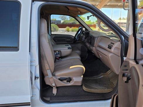 Used 1999 Ford F350 Lariat RWD image 21