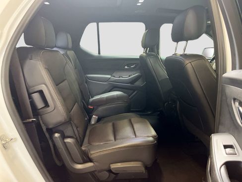 Used 2022 Chevrolet Traverse High Country AWD/4WD image 30