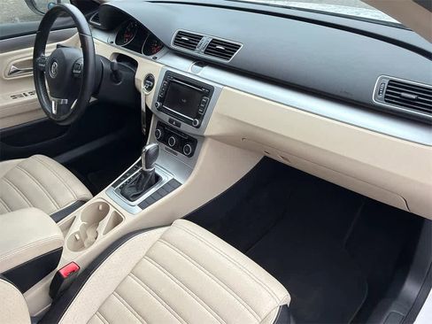 Used 2012 Volkswagen CC Sport image 13