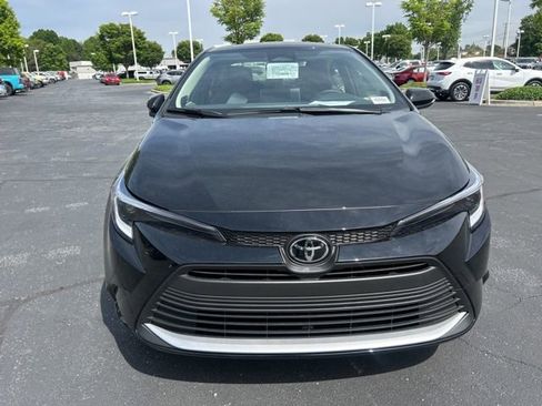 New 2026 Toyota Corolla XLE FWD image 2