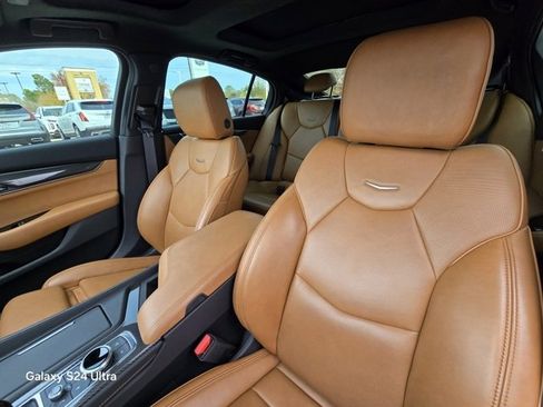 Used 2025 Cadillac CT5 Sport image 11