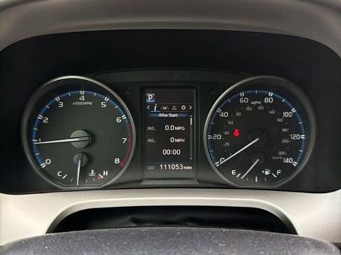 Used 2017 Toyota RAV4 LE w/ Carpet Mat Package image 15