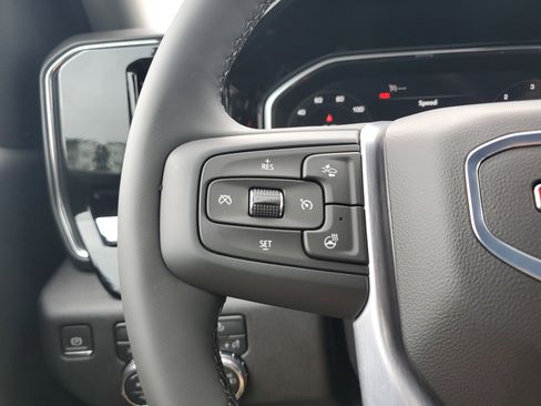 New 2026 GMC Sierra 1500 Elevation image 25