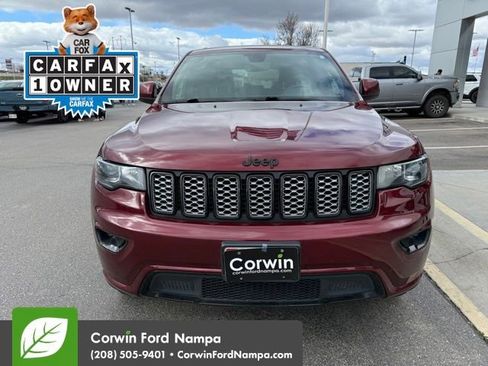Used 2019 Jeep Grand Cherokee Altitude image 2