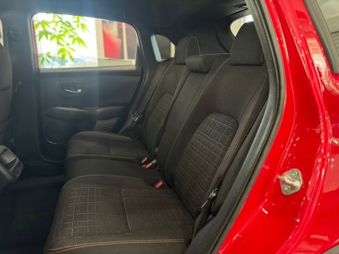 Used 2025 Honda HR-V Sport image 16