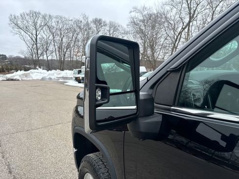 Certified 2020 Chevrolet Silverado 2500 LTZ w/ LTZ Premium Package AWD/4WD image 26