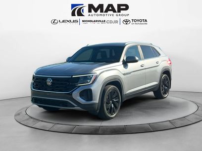 Used 2024 Volkswagen Atlas Cross Sport SE w/ Panoramic Sunroof Package