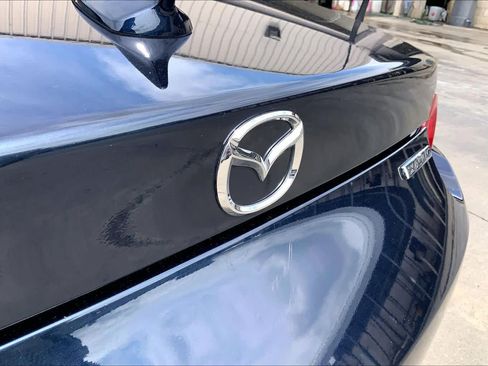 Used 2025 MAZDA MX-5 Miata RF Grand Touring RWD image 26