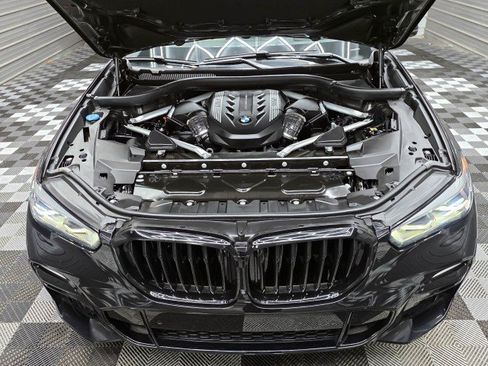 Used 2021 BMW X5 M50i w/ Premium Package AWD/4WD image 44