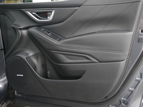 Used 2024 Subaru Forester Touring w/ POP Package 3 AWD/4WD image 9