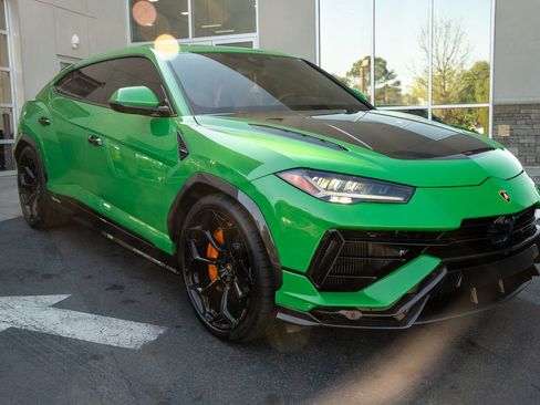 Used 2023 Lamborghini Urus Performante image 4