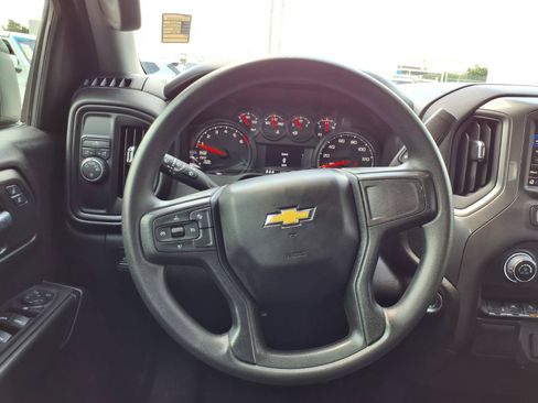 Used 2025 Chevrolet Silverado 1500 Custom RWD image 14