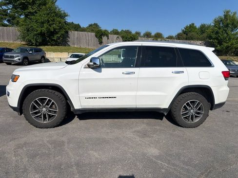 Used 2018 Jeep Grand Cherokee Limited AWD/4WD image 3