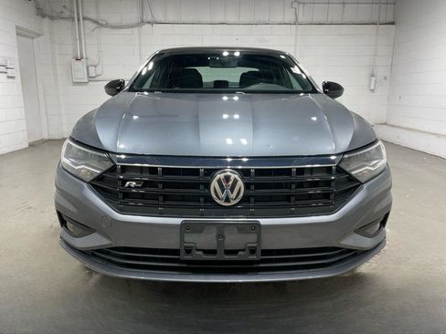 Used 2019 Volkswagen Jetta R-Line FWD image 2
