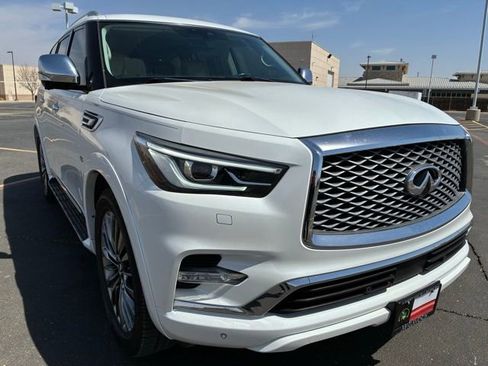 Used 2018 INFINITI QX80 4WD w/ Deluxe Technology Package image 8