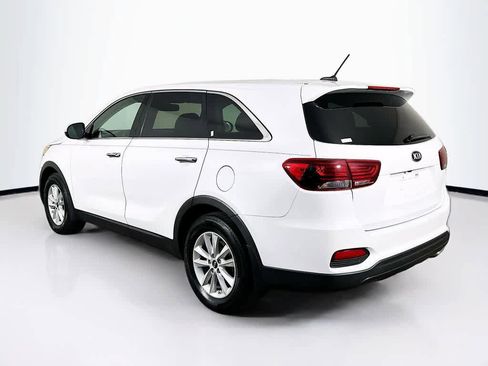Used 2020 Kia Sorento LX FWD image 4