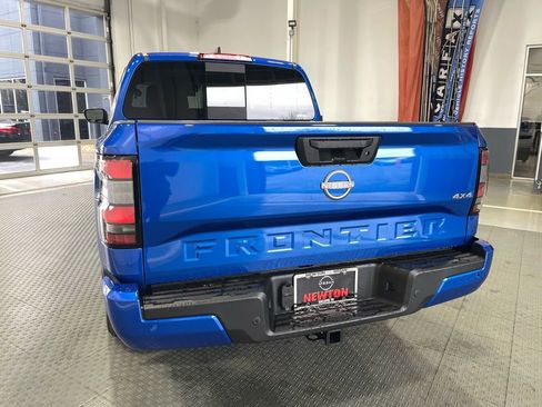 New 2026 Nissan Frontier SV w/ SV Convenience Package AWD/4WD image 6