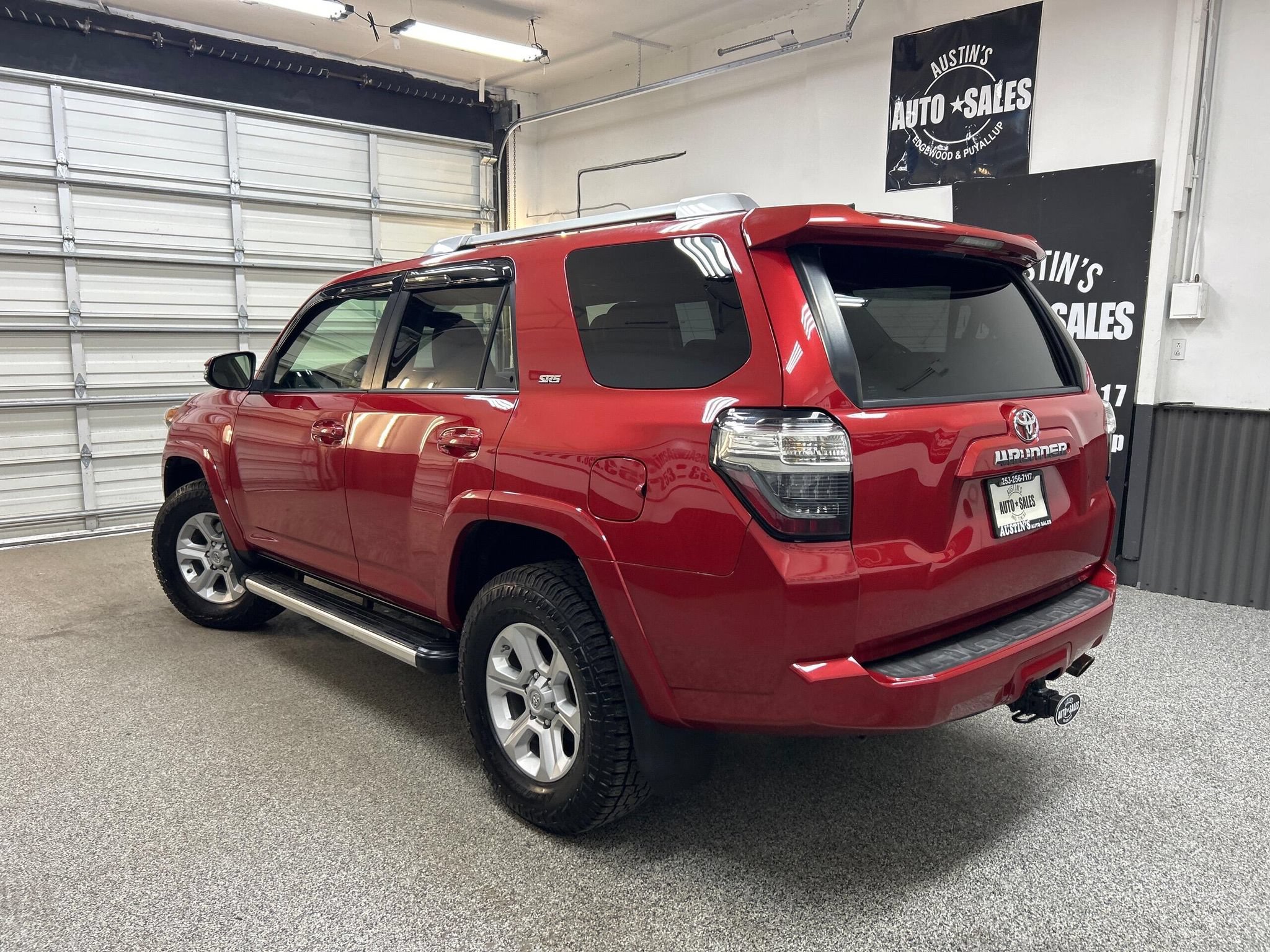 Used 2016 Toyota 4Runner SR5 Premium AWD/4WD image 4