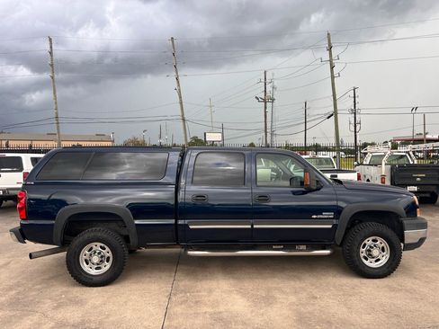 Used 2007 Chevrolet Silverado 2500 LT w/ Heavy-Duty Power Package RWD image 7