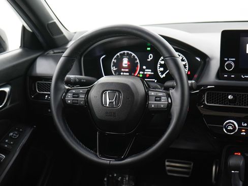 Used 2025 Honda Civic Sport image 14