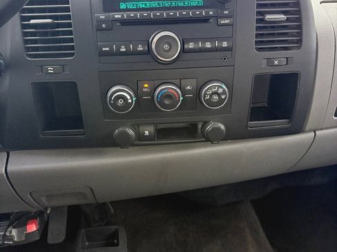 Used 2011 Chevrolet Silverado 1500 LS image 15