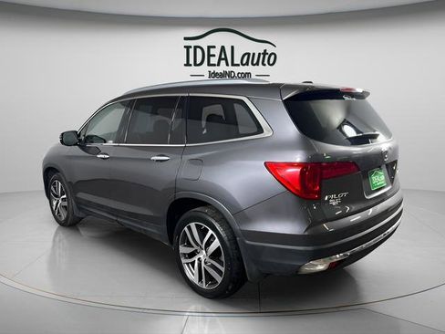 Used 2018 Honda Pilot Touring image 9