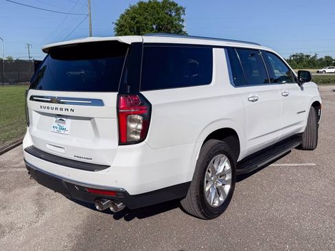 Used 2023 Chevrolet Suburban Premier RWD image 5