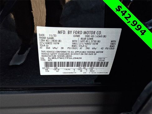 Used 2023 Lincoln Aviator Reserve w/ Equipment Group 201A image 30