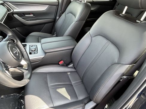 Used 2025 MAZDA CX-90 3.3 Turbo w/ Preferred Package AWD/4WD image 15