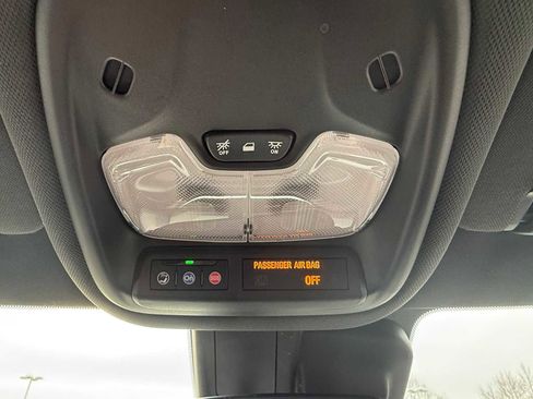 Used 2022 Chevrolet TrailBlazer ACTIV image 31