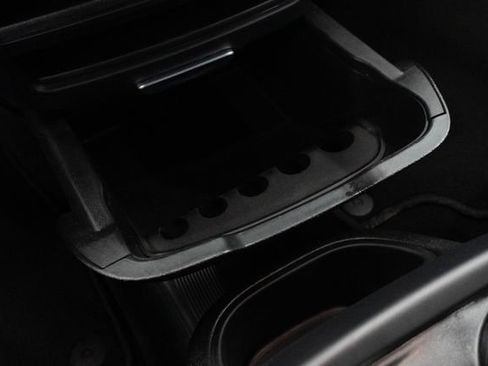 Used 2025 Chrysler Pacifica Select FWD image 15